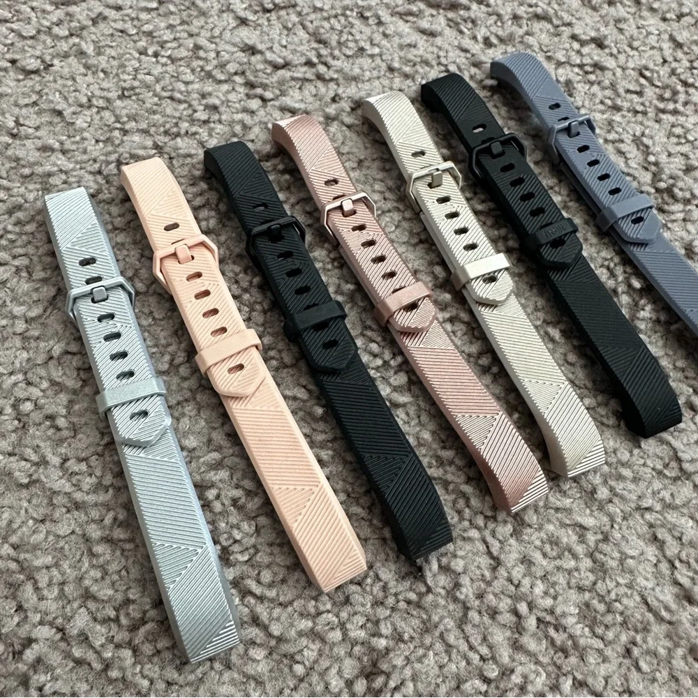 Interchangeable Silicone Rubber Fitbit Alta HR Band Strap Pack (Set of 7)